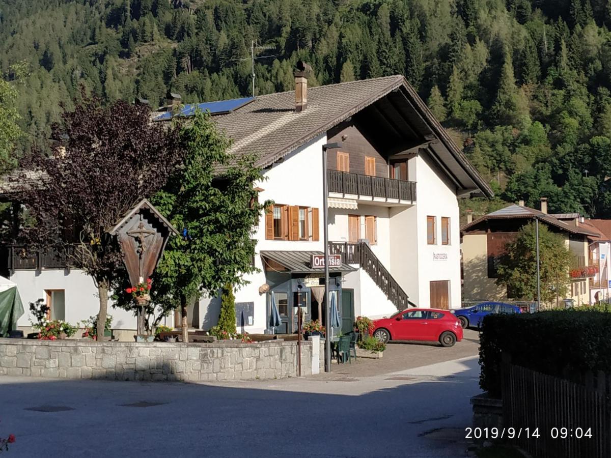 Casa Ortensia Pellizzano Eksteriør billede